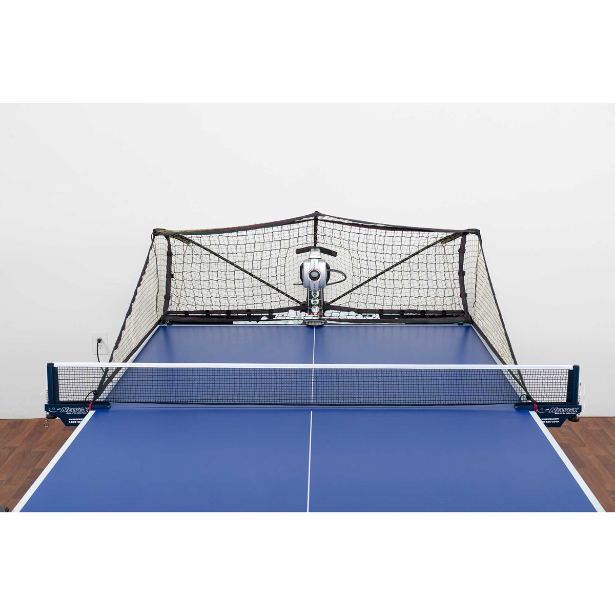 Donic Newgy Robo-Pong 3050XL inkl. 72 Donic Coach P40+ Bälle